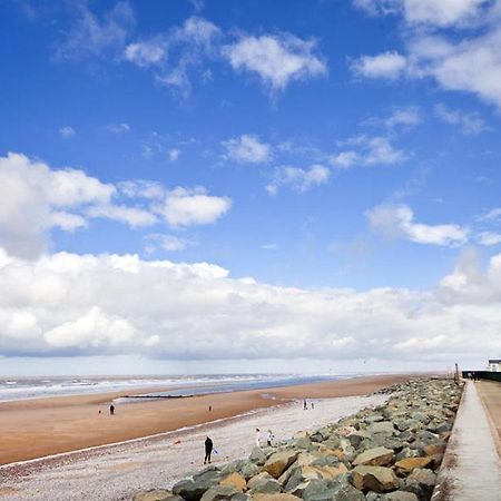 Hotel Golden Sands Holiday Park Kinmel Bay Exterior foto